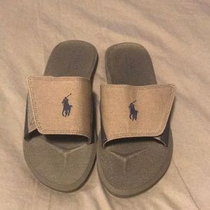 Men’s polo size 7 slides